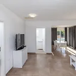 House Nane Garden * Mirce