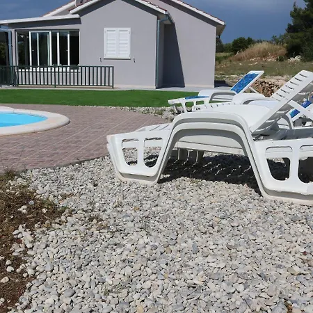Holiday home House Nane Garden Mirca (Brac)