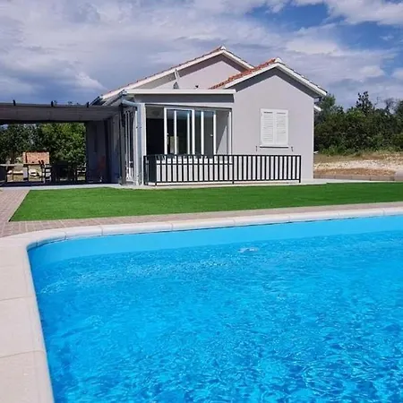 House Nane Garden *